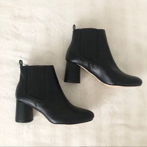 BRAND NEW Forever21 Black Boots